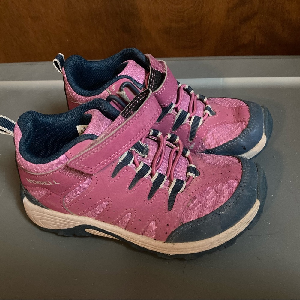 Merrell Kids' Outback Mid Pink Hiking Boots